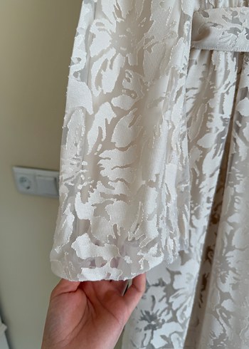 Dantel Detaylı Beyaz Uzun Kollu Kadın Elbise - Görsel 6