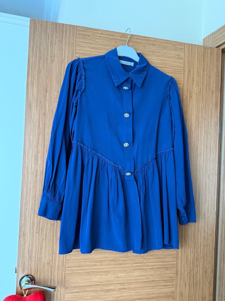 Taş düğmeli detaylı tunik gömlek - Görsel 2