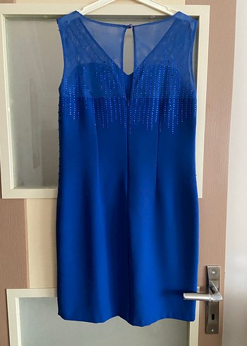 Bordo Zincir Detaylı V Yaka Midi Elbise - Görsel 4