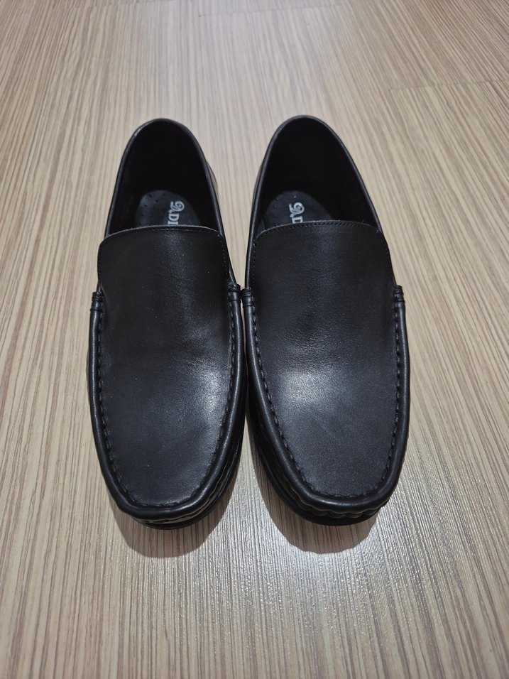 Erkek Siyah Klasik Kauçuk Ayakkabı - Görsel 2