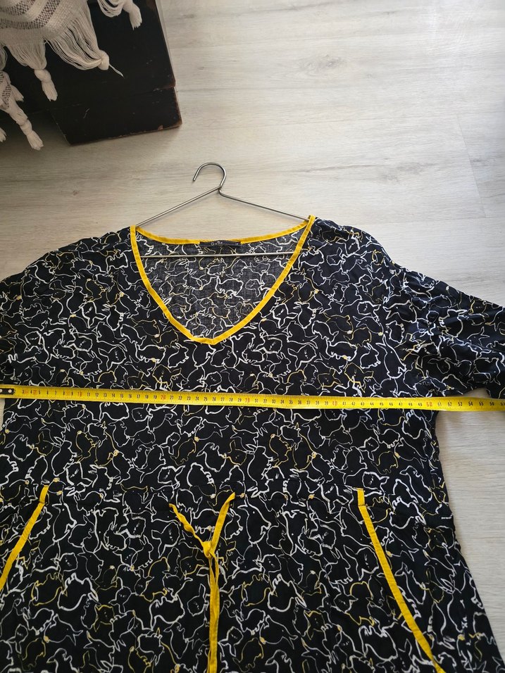 siyah ve sarı detaylı hamile elbisesi - Görsel 3