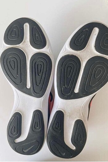 36 Beden siyah Renk NIKE SPOR AYAKKABI