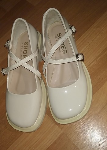 Shoes Time Beyaz Kadın Babet
