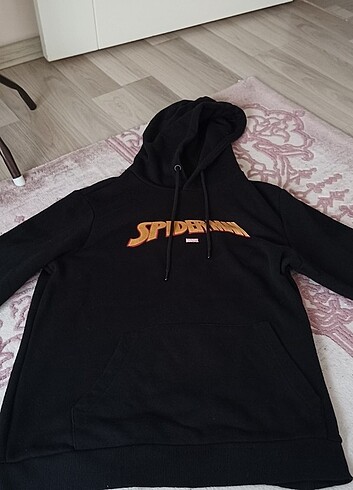 Bershka Marvel Spiderman baskılı Sweatshirt 