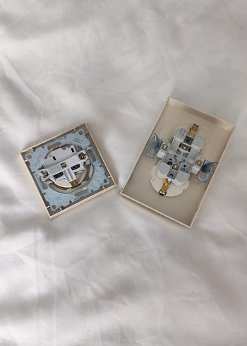 Beyaz Duvar Prizleri - Görsel 6