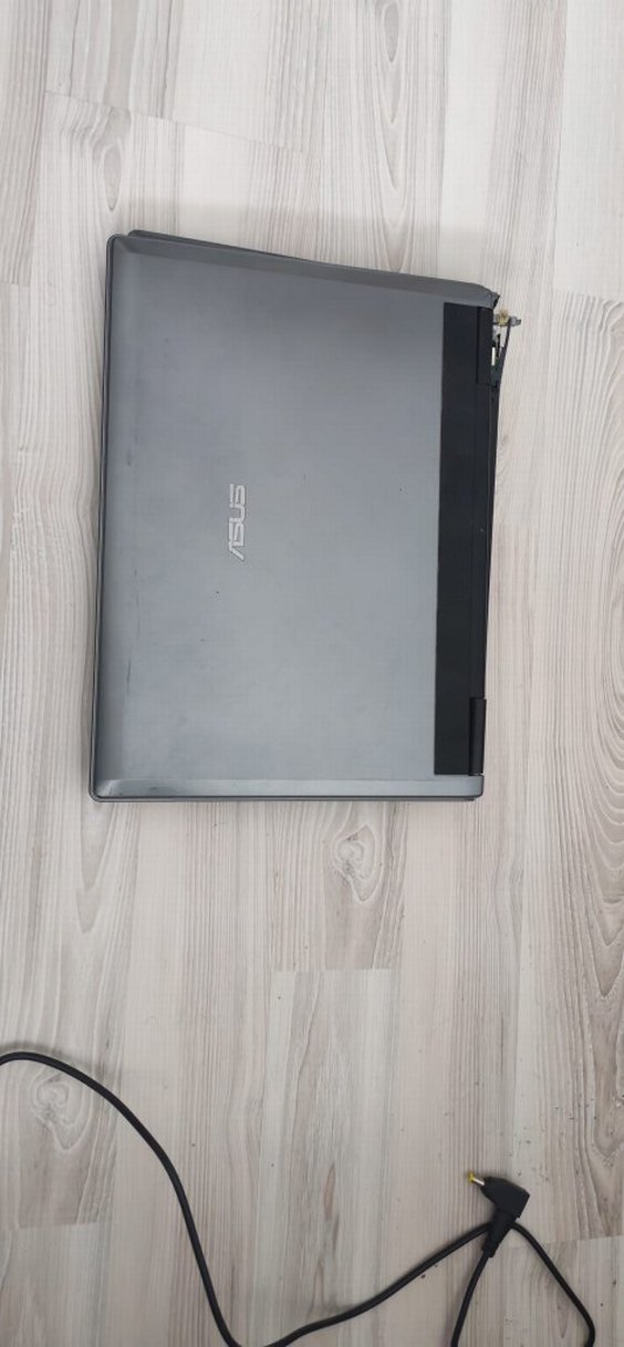 Gri ASUS Dizüstü Bilgisayar - Görsel 3