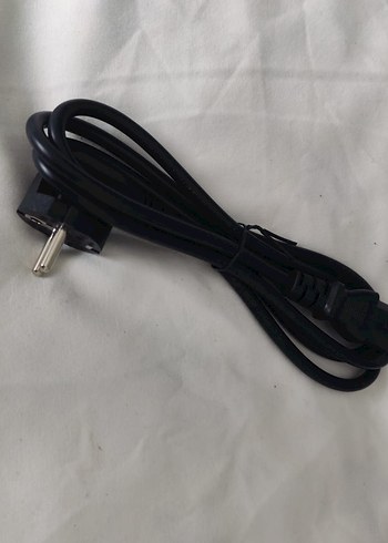 Siyah Güç Kablosu - Görsel 2