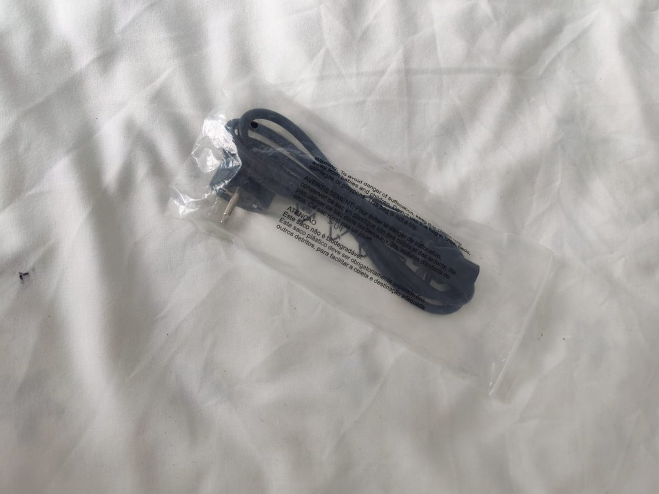 Siyah Güç Kablosu - Görsel 3