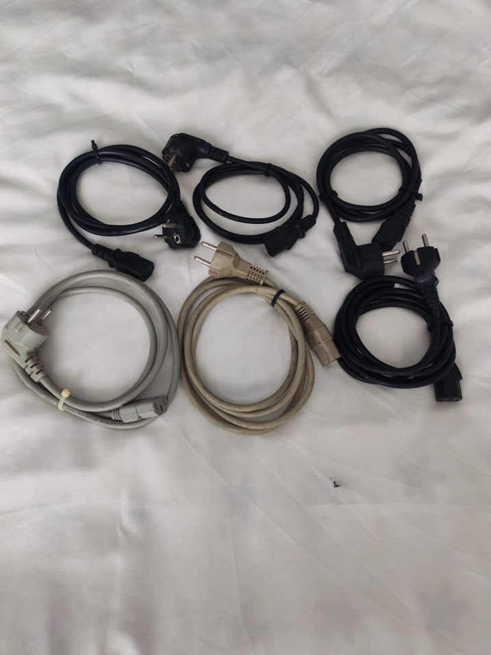 Çeşitli Siyah ve Gri Güç Kablosu Seti - Görsel 4