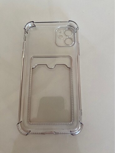 Kartlıklı iPhone 11 kılıf?