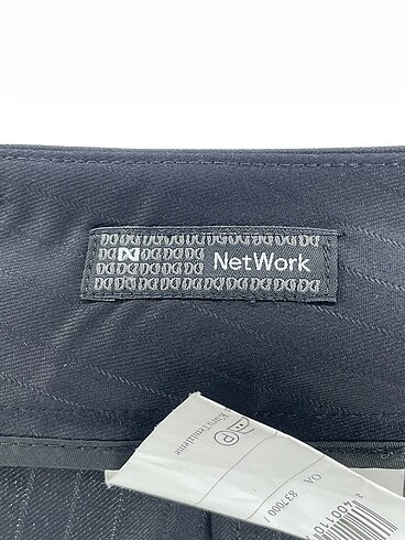 40 Beden siyah Renk Network Kumaş Pantolon %70 İndirimli.