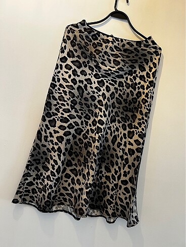 Leopar saten etek