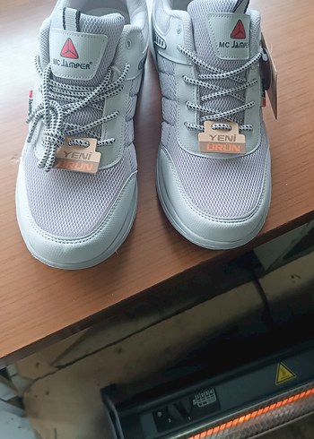 Gri Beyaz Bağcıklı Spor Sneakers - Görsel 3