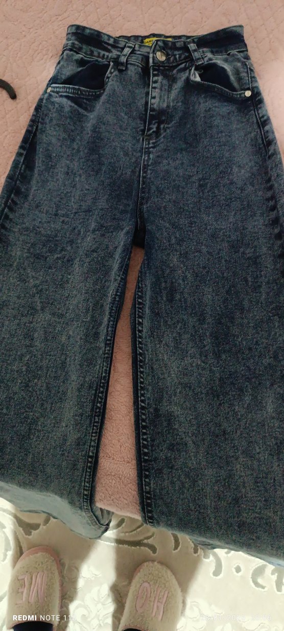 Kadın Gri Batik Desenli Bol Kesim Midi Kot Pantolon - Görsel 4