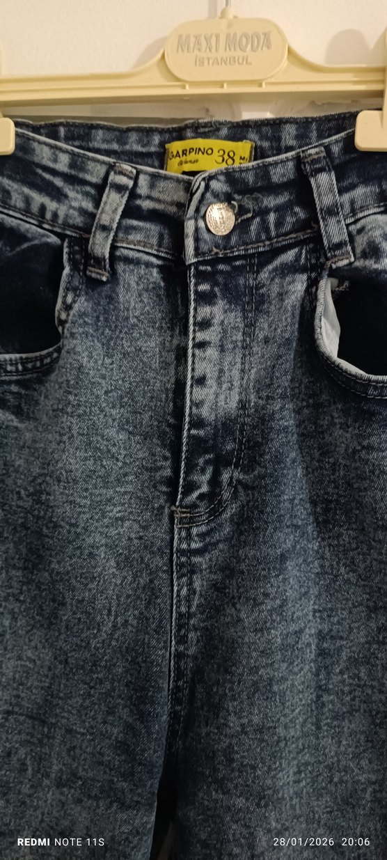 Kadın Gri Batik Desenli Bol Kesim Midi Kot Pantolon - Görsel 3