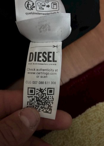 Siyah Baskılı Erkek Kısa Kollu Tişört - Görsel 3