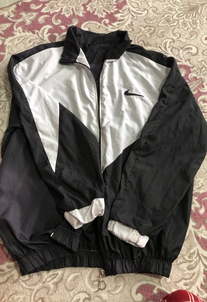 Siyah-Beyaz  Spor yağmurluk - Görsel 3