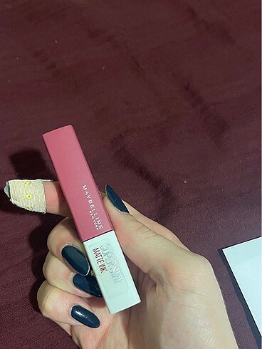 MAYBELLİNE SUPERSTAY MATTE İNK 180 REVOLUTIONARY