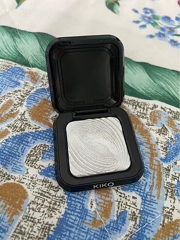 Kiko Kiko water eyeshadow
