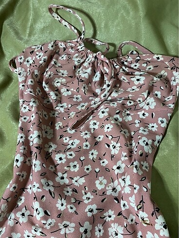 Zara Pembe çiçekli elbise
