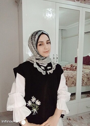 m Beden siyah Renk Yandan bağlamalı örgü süveter siyah