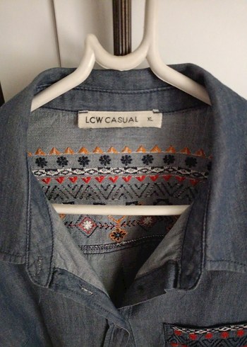 40 Beden Nakışlı Gri Denim Kadın Gömlek