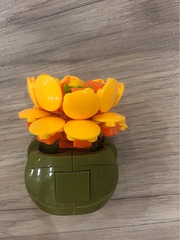 Beden Lego çiçek