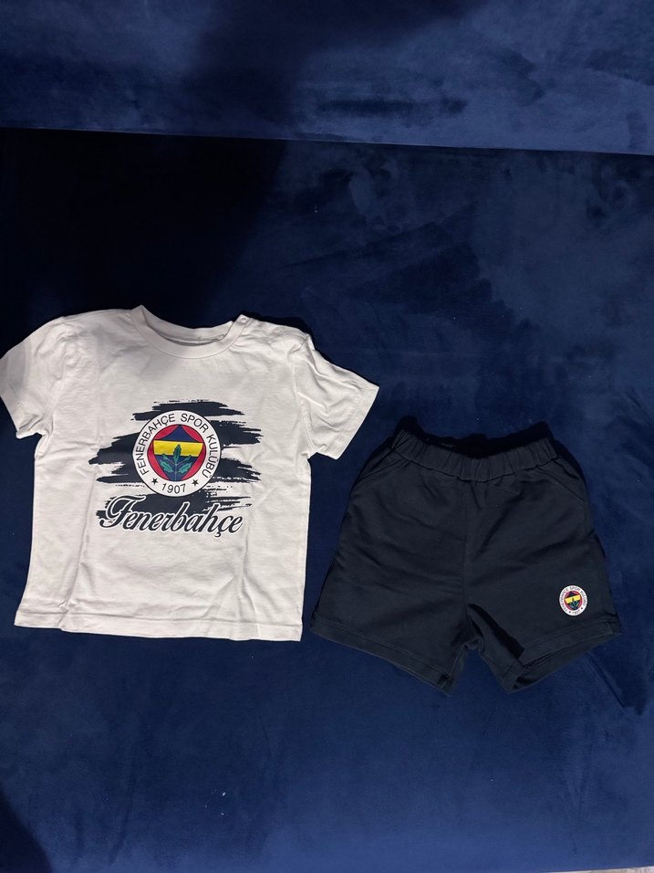 Fenerbahçe Baskılı Çocuk Tişört ve Şort Takımı - Görsel 2