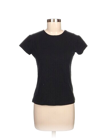 Diğer T-shirt %70 İndirimli.