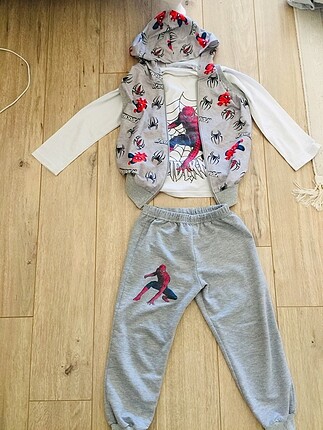 H&M Erkek çocuk 3 lü Spiderman takım