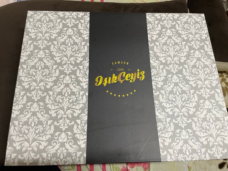 Nakışlı Klasik Beyaz Siyah Seccade Takımı - Görsel 3