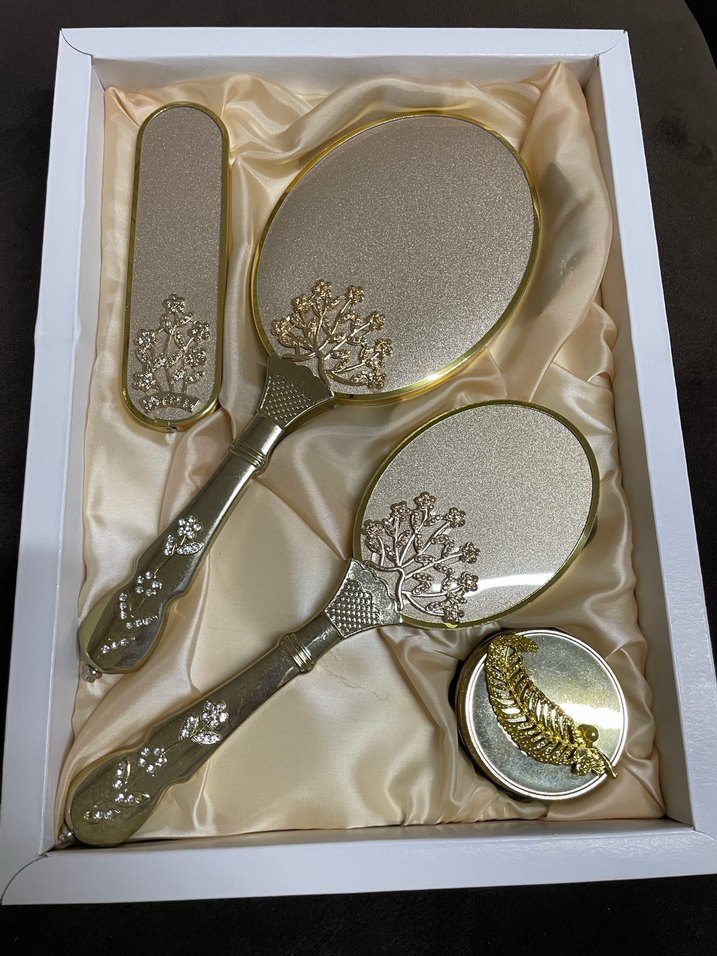 Parlak Altın Düğün Aksesuar Seti - Görsel 2