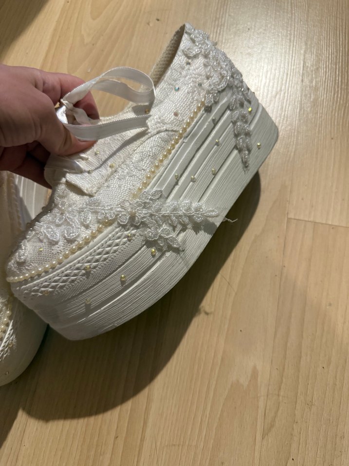 Dantel Detaylı Beyaz Dolgu Topuklu Espadril - Görsel 2