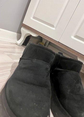 Nişantaşı siyah Ugg - Görsel 3