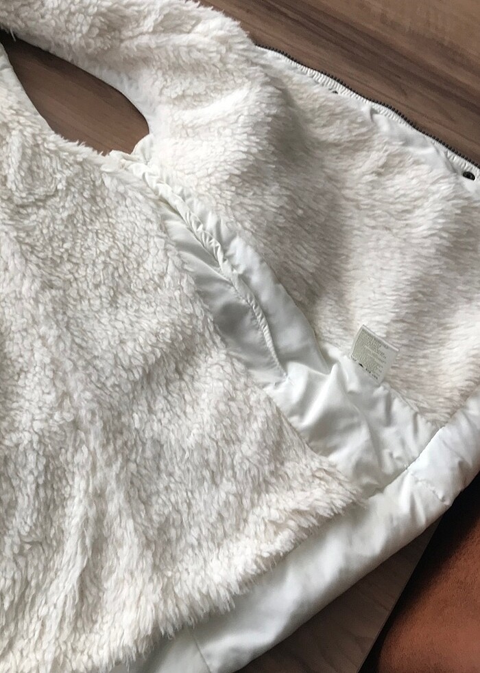 Kadın içi kürklü puf yelek - Görsel 4