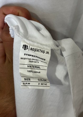 m Beden beyaz Renk Beşiktaş Logolu Erkek Beyaz Tişört