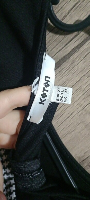 xl Beden Siyah beyaz detaylı elbise