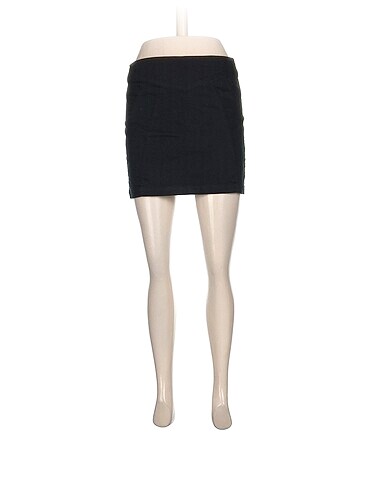 Bershka Mini Etek %70 İndirimli.