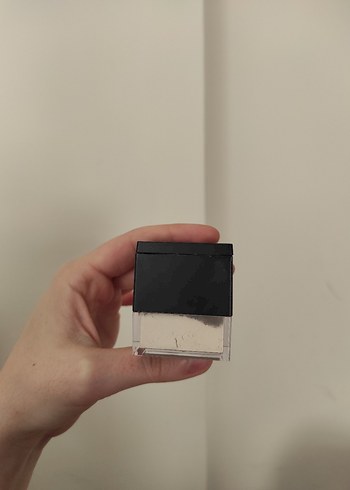 Huda Beauty pound cake bake pudra sabitleyici - Görsel 2