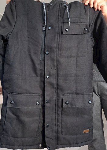 Siyah Kapüşonlu Düğmeli Erkek Kaban - Görsel 6