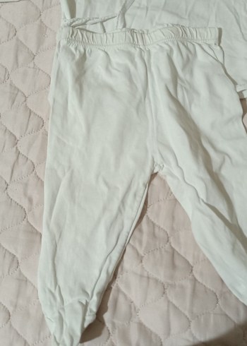 Bebek Erkek Beyaz Pamuklu Hastane Kıyafeti - Görsel 3