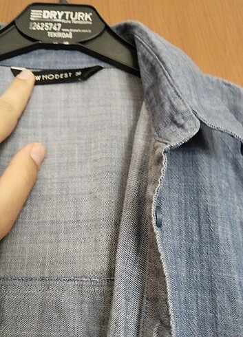 LC Waikiki LCWmodest Mavi kot gömlek