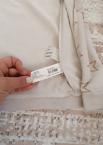 Kız Çocuk Kapüşonlu Yıldız Desenli Bej Yelek - Görsel 3