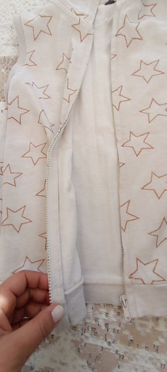 Kız Çocuk Kapüşonlu Yıldız Desenli Bej Yelek - Görsel 2