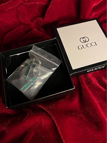 Beden yeşil Renk Gucci Haç Küpe