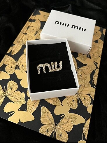 Miu Miu Broş