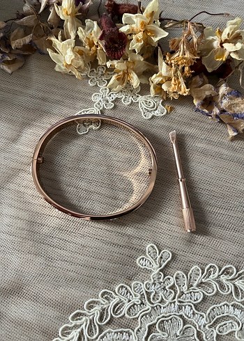 Beden Cartier Love Bilezik RoseGold 17