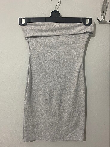 Bershka Straplez elbise