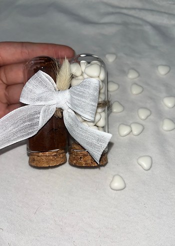 50 adet beyaz Fiyonk Detaylı