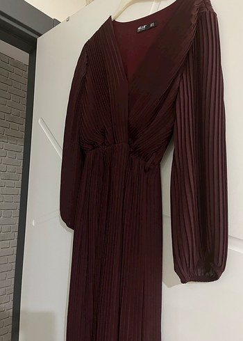 xl Beden Bordo Uzun Kollu Piliseli Uzun Elbise